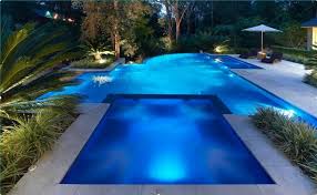 40 Sublime Swimming Pool Designs For The Ultimate Staycation Swimming Pool Designs Luxury Swimming Pools Swimming Pool House