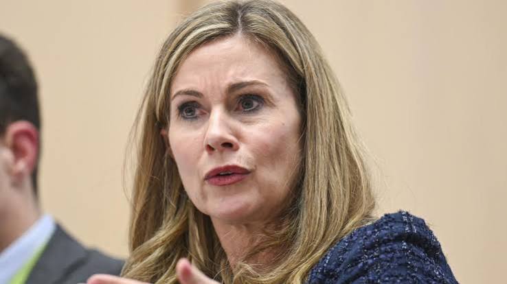 eSafety Commissioner pushes powers stopping US firms from Australian advertising cash and data | The Australian