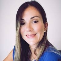 Elina Sanchez's Instagram, Twitter & Facebook