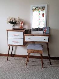 Mid Century Modern Makeup And Vanity Table With Inset Drawers Mid Century Modern Vanity Room Decor Diy Makeup Vanity Plans