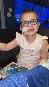 Teen shaves head to support date with cancer