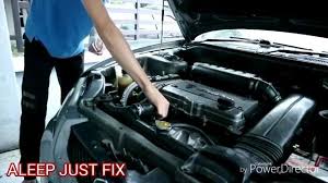 Enjin dalam keadaan idling melepaskan dua kali ganda asap berbanding kenderaan yang bergerak. Perlukah Panaskan Minyak Pelincir Kenderaan Terbaik