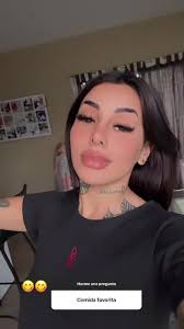 Delicias de milanesas y arroz amarillo