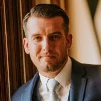 Sean Dray's Instagram, Twitter & Facebook