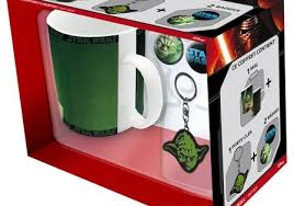 Star Wars Coffret Cadeau Star Wars Yoda Mug Porte Cles Badges Tasse Cadeau Star Wars Armoire A Cles