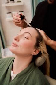 Half head of foils model needed in Melbourne