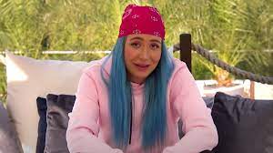 Bets & emy makes soft and strong wipes for babies, and was founded in april of 2016 by emily frazer, cpsm. Emy Alupei On The Challenge Who Is The Rookie Cast Member And Where Can You Find Her On Instagram