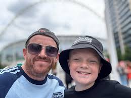 16 years ago today! Look at the price! 🫠🙃 I was pregnant with my son when  I went to this gig and in September he will be by my side at Wembley