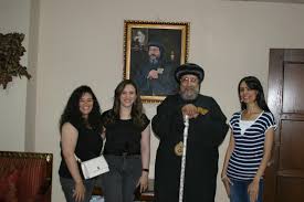 نيافة أنبا إرميا يستقبل د. دينا سليمان، وأ. كريستينا سامي إبراهيم، وأ.  مارينا سامي إبراهيم - المركز الثقافى القبطى الأرثوذكسى