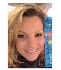 Gayle Rudd's Instagram, Twitter & Facebook