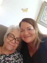 This past weekend we Celebrated my Aunt's Life. I decided to bring some  Sweets to the Wake for my Family. My Aunties Favorite Food was Chocolate. I  know she was Smiling. 💕🙏