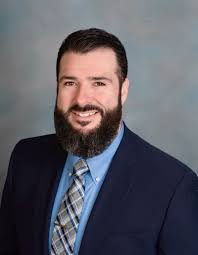 Irving Mares's Instagram, Twitter & Facebook