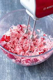 Guaranteed to look pretty on your table and taste wonderfully too! No Bake Raspberry Cheesecake Recipe Happy Foods Tube