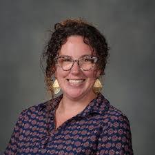 Courtney Conant's Instagram, Twitter & Facebook