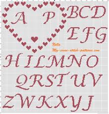 Il cuscino molto colorato sarà sicuramente apprezzato sia dalle appassionate di punto croce che dai più piccoli. Portafedi Cuore Con Cuoricini E Iniziali Schema Punto Croce Gratis Schemi Punto Croce Gratis Facili Unici Alfabeti Bambini