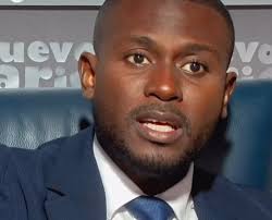 Marcus Boereau se yon ayisyen li se entreprenè lap viv RD, li te envite nan  yon chèn televizyon kay vwazen an ki se nuevo diario tv, li mande gouvènman  dominiken an pou