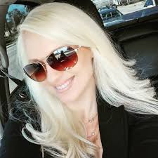 GROUP 1 "Royal Pop✨" 🍊 Feel the fizz, taste the fun — refresh with Royal!  💥 Members: Shanice Basco Eam Alleforue Dani Ace Antares O. Samontina  Charlie Corminal Derrick Ballado Senonis Adriean