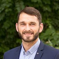 Benjamin Mix's Instagram, Twitter & Facebook