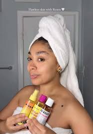 @Jess Laos shares some of her ROSEN favorites to get flawless skin this  holiday season: Super Smoothie Cleanser, Honey + Kojic Cleanser, and Rose  Water Face Dew ✨ Perfect for keeping your skin glowing ...