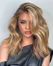 M E L I S S A SCHLUKEBIER (@melissaschlukebieroficial) • Instagram photos  and videos