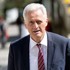 Peter ramsauer wird dem neuen bundeskabinett nicht mehr angehören. Ramsauer Kandidiert Nicht Mehr Als Csu Vize Politik