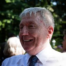 Derek Castle (@derek_castle)