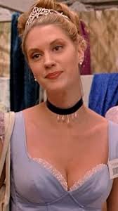 Halloween never ends! TRICK 'R TREAT's Lauren Lee Smith talks about her  love of Halloween in this clip from our exclusive interview. Watch the full  conversation