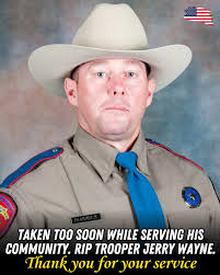 An absolutely wonderful family that recently got their second baby 💕😍 A  pair of Fox network reporters, Peter Doocy and Hillary Vaughn, tied the  knot in a small ceremony in South Carolina