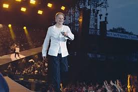 Especially, bochum in this fantastic live version sends shivers down my spine every time i hear this live version (and i hear this often!). Herbert Gronemeyer Neues Album Live In Bochum