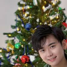 Damien Teo 张值豪(@damienteo_)