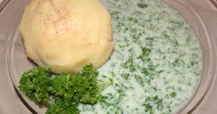 Sachsische Wickelklosse Mit Petersiliensosse Rezept Wickelklosse Petersiliensosse Klosse