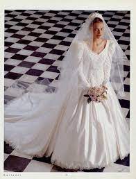 Pronuptia France From The 1990s So Beautiful Bridal Gowns Vintage Retro Wedding Dresses Retro Wedding Gown