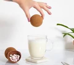 Boule Chocolat Chaud A Faire Fondre Dans La Tasse De Lait En 2020 Boule Chocolat Recette Chocolat Chaud Sucette Chocolat