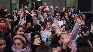 MEB 2026-2027 Takvimini Açıkladı: İlk Dönem Ara Tatili 9 Gün Sürecek — Onedio