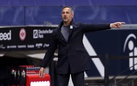 Wir müssen uns selbst aus dem dreck ziehen und brauchen ein erfolgserlebnis. das können sie mit ihrem spielermaterial wohl auch nicht. Hutter Ich Habe Eintracht Nie Versprochen Dass Ich Bleibe Sge4ever De Das Onlinemagazin Uber Eintracht Frankfurt