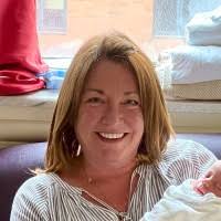 Lorraine Rudd's Instagram, Twitter & Facebook