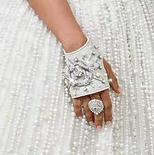 The Trendy Jewelry Brand Seen on Beyoncé, Olivia Rodrigo and Megan Thee  Stallion - The New York Times