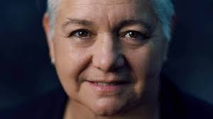 Anna Ganley's Instagram, Twitter & Facebook