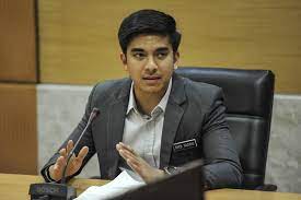 Youth and sports minister syed saddiq syed abdul rahman responded to questions on a viral social media post showing him with a woman in a meeting in putrajaya yesterday. Nus Dream To Make Dad Who Laboured In Singapore Proud Syed Saddiq Tells Twitter Critic Malaysia Malay Mail