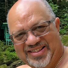 Hawk identification in Northwestern Oklahoma yard