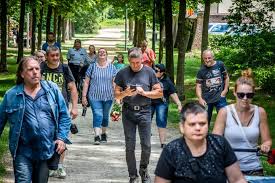 Près de 300 policiers et militaires sont déployés pour le retrouver. Ff7gfawgr5q4lm