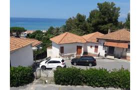 Stuttura composta da due tipi di villini stile mediterraneo, le unità abitative sono disponibili da 2/4/5/6/7 posti letto. Privato Affitta Appartamento Vacanze Grazioso Appartamento In Villetta A Pochi Passi Dal Mare Annunci Centola Frazione Palinuro Rif 173923