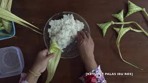 Магазин здоровой пищи в kampong pasir puteh, kelantan, malaysia. Cara Membalut Ketupat Palas Youtube