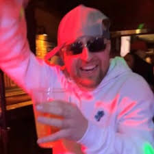 Stream Ryan Mayo music