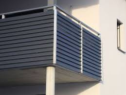 Edelstahlgelander Mit Aluminiumlamellen In Anthrazit Pulverbeschichtet Balkon Gelander Design Balkonverkleidung Dachterrasse Gelander