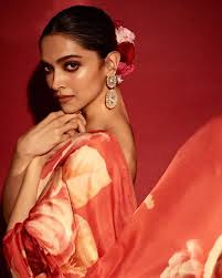 Deepika Padukone Looks Ethereal In Floral Saree As She Makes An Appearance At Lokmat Most Stylish Award Deepika Padukone Style Dipika Padukone Deepika Padukone