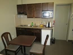 Kitchen cabinet gibt es bei ebay! Kitchenette Picture Of Stonebridge Hotel Fort St John Tripadvisor
