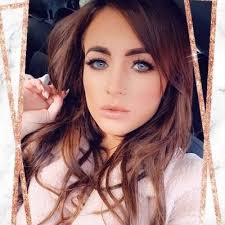 Nadine Briggs (@nadinebriggs19)