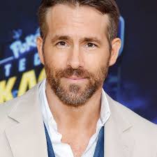 It can slow hair loss, or in some cases, grow back the hair that you've lost. The Best Cuts For Men With Thinning Hair