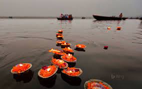 Candles Floating In Ganges Varanasi India 2018 Bin 1080p Wallpaper Hdwallpaper Desktop Varanasi Floating Candles Mechanical Engineering Design